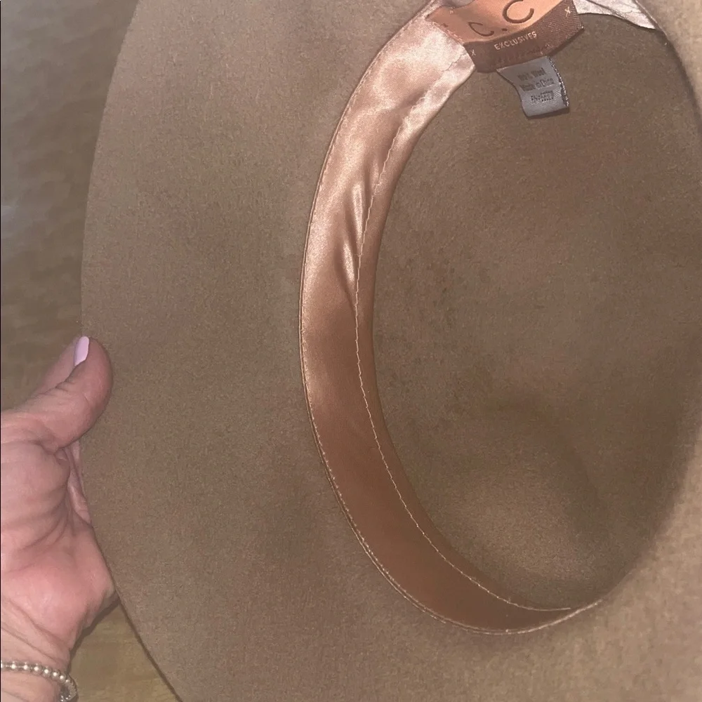C.C Exclusives Tan / Brown Wool Hat with Patterned Band one size